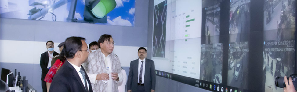 Mr. Lakshmi Mittal visits EFKON Surveillance center at varanasi Smart City